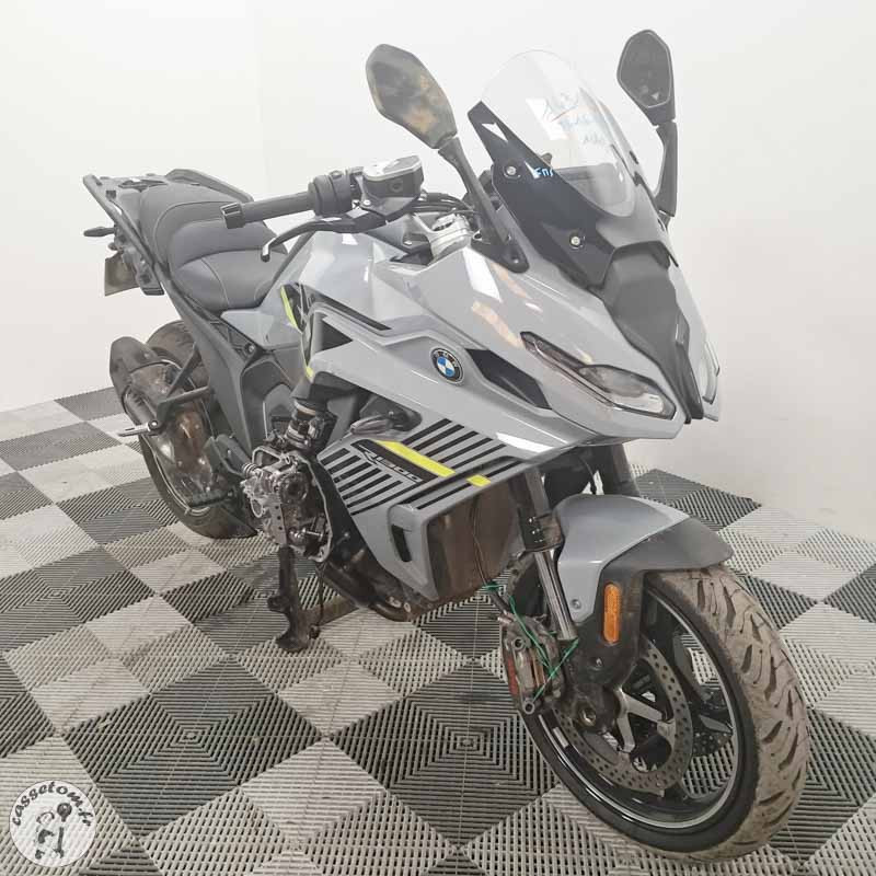 B.M.W. R1300RS 1300 2025 accidentée - La Casse de l Oncle Tom