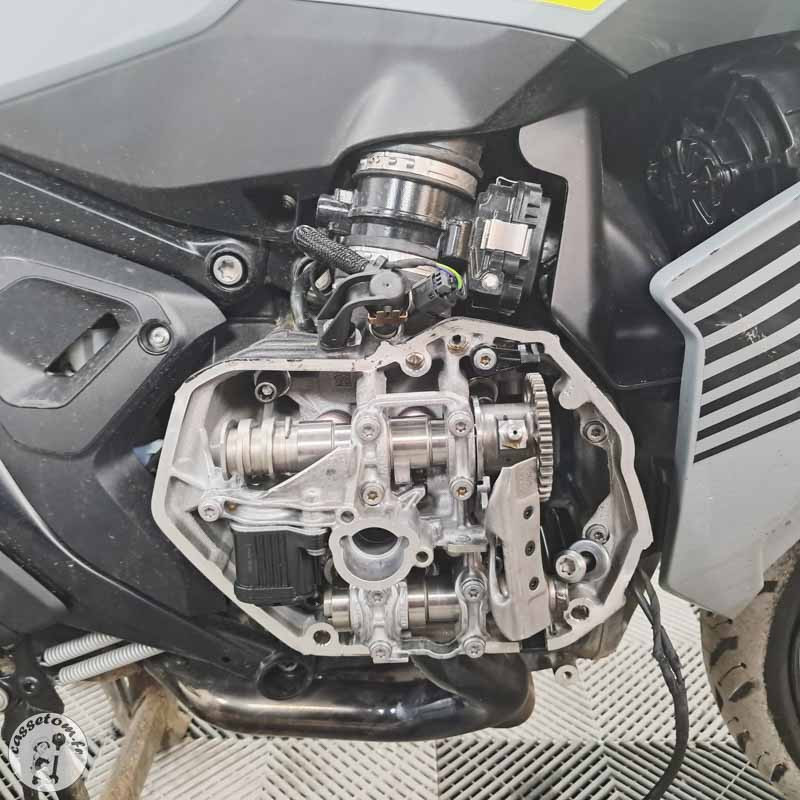 B.M.W. R1300RS 1300 2025 accidentée - La Casse de l Oncle Tom
