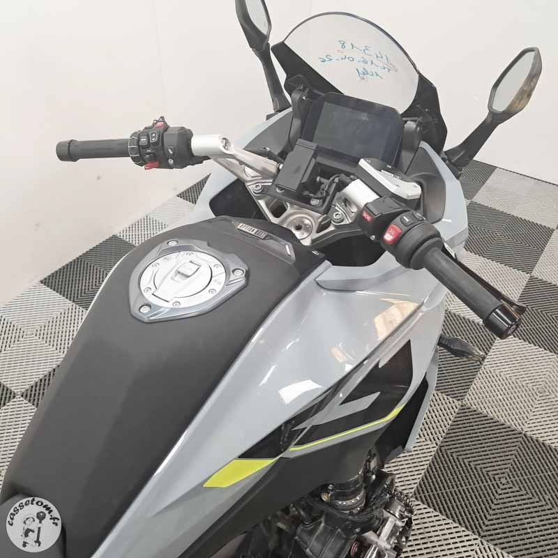 B.M.W. R1300RS 1300 2025 accidentée - La Casse de l Oncle Tom