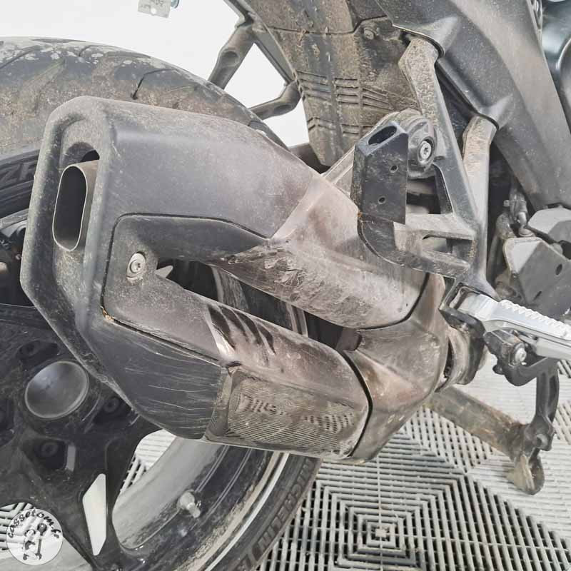 B.M.W. R1300RS 1300 2025 accidentée - La Casse de l Oncle Tom