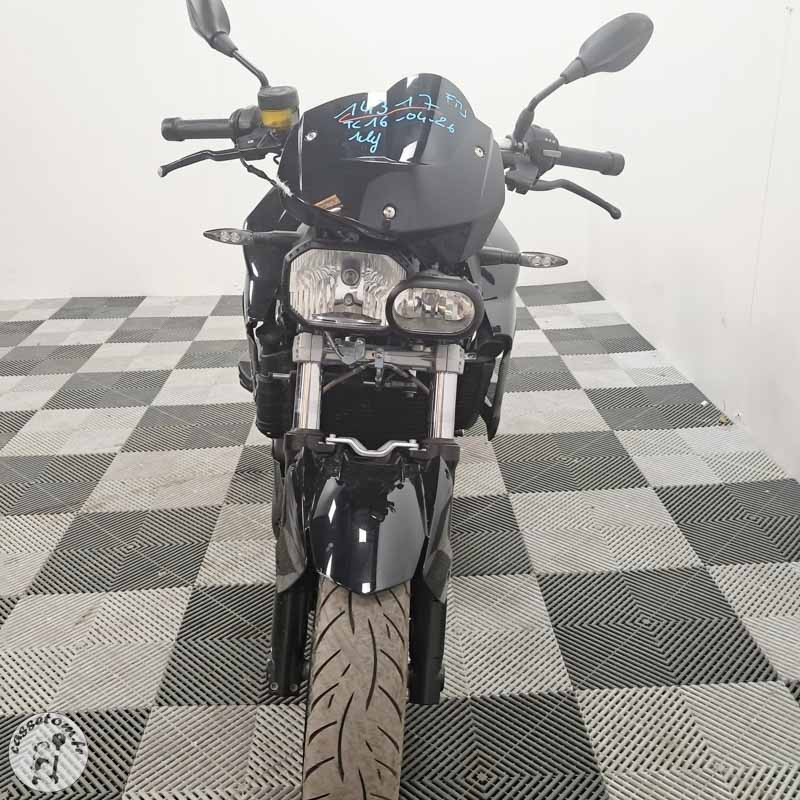 B.M.W. F800R 798 2013 accidentée - La Casse de l Oncle Tom