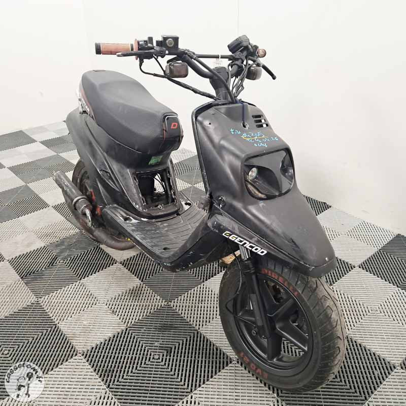 YAMAHA BW50-O 493 1996 accidente - La Casse de l Oncle Tom