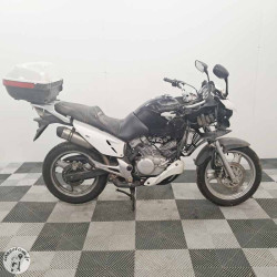 Honda XL125V Varadero 125 2009 accidentee - La Casse de l Oncle Tom