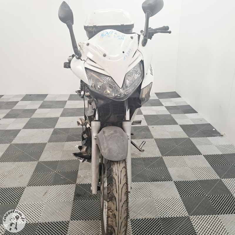 Honda XL125V Varadero 125 2009 accidentee - La Casse de l Oncle Tom