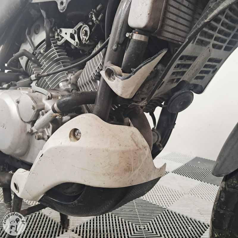 Honda XL125V Varadero 125 2009 accidentee - La Casse de l Oncle Tom