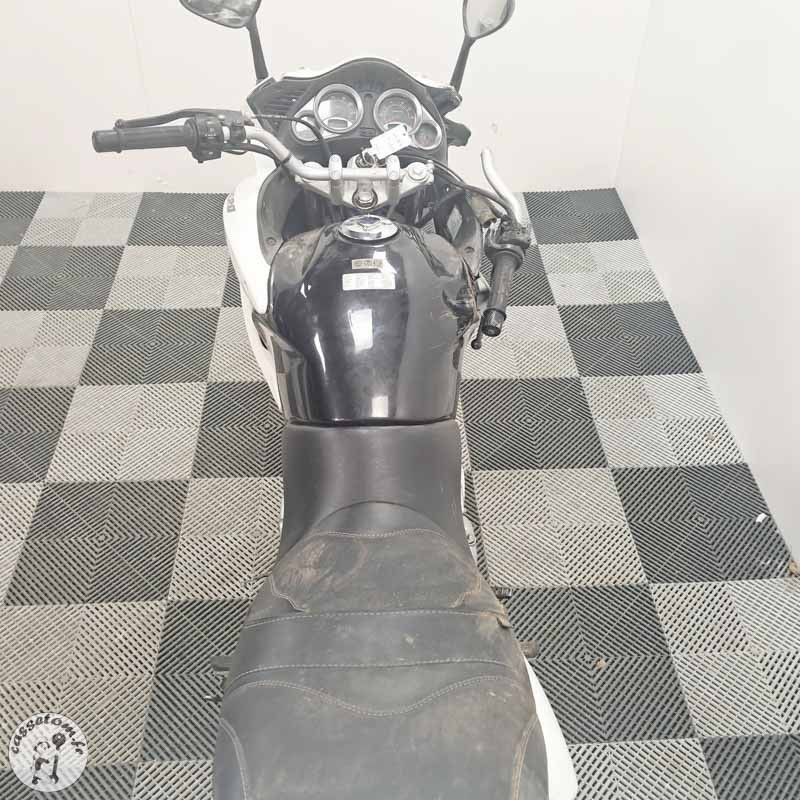 Honda XL125V Varadero 125 2009 accidentee - La Casse de l Oncle Tom