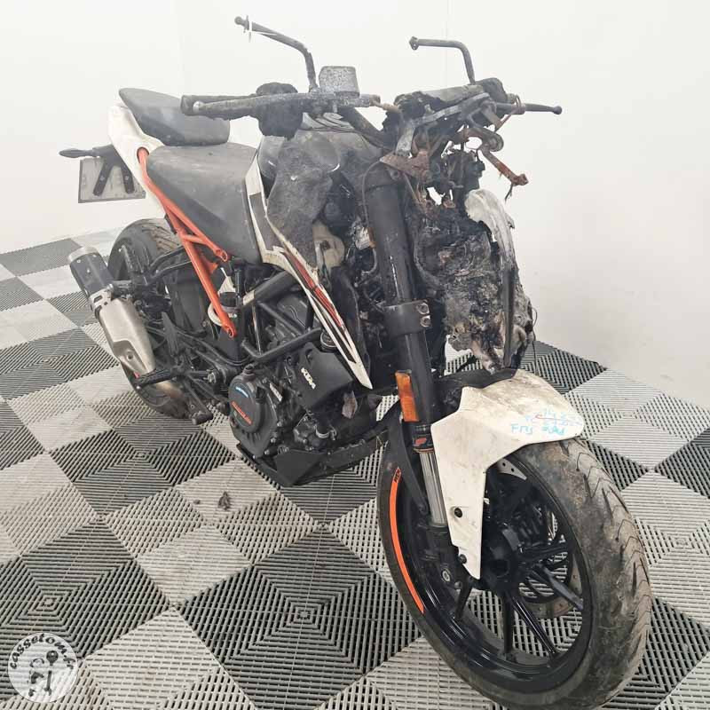 KTM 125 Duke 2021 Accidentée - Pièces Occasion | CasseTom