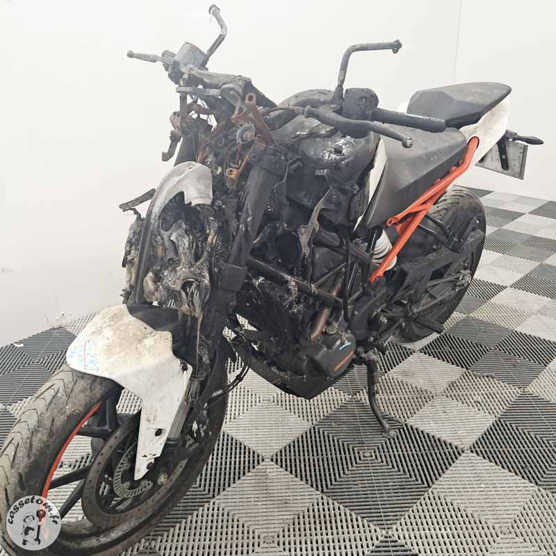 KTM 125 Duke 2021 Accidentée - Pièces Occasion | CasseTom