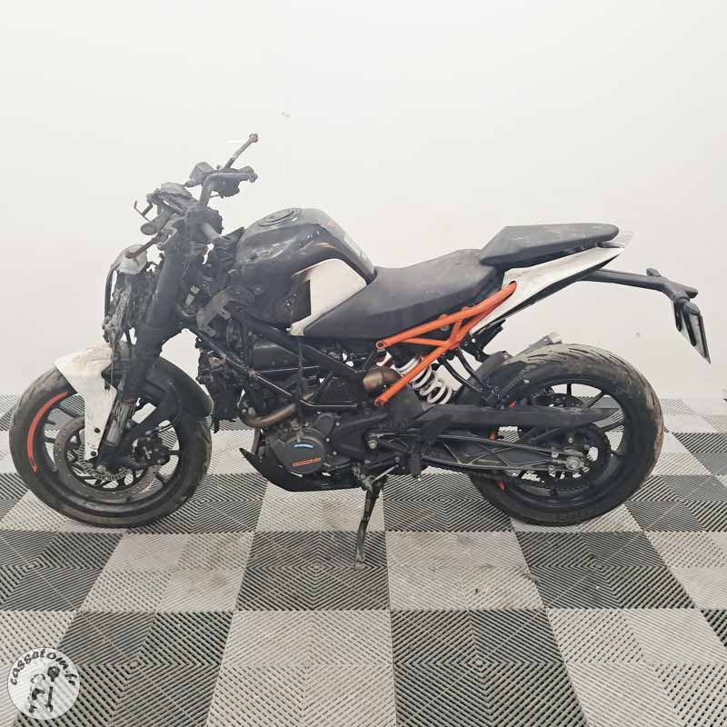 KTM 125 Duke 2021 Accidentée - Pièces Occasion | CasseTom