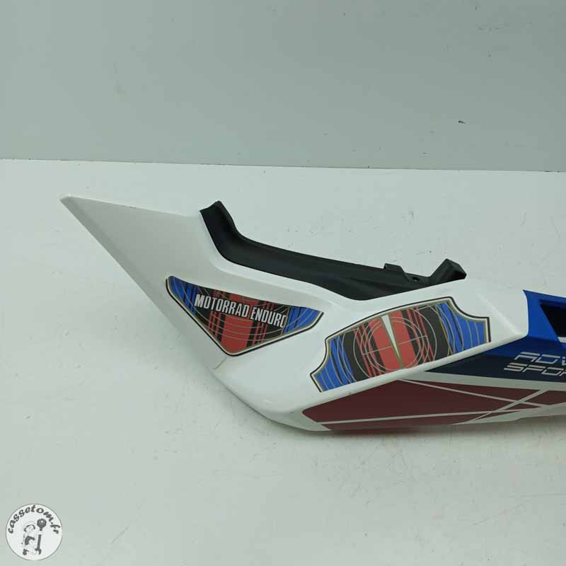 Demi coque arrière droite  Honda 1100 crf africa twin 2022 - Cassetom - Nos pieces motos