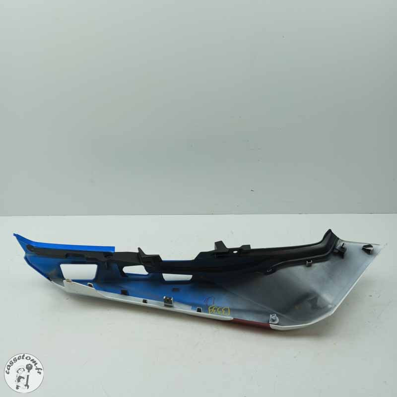 Demi coque arrière droite  Honda 1100 crf africa twin 2022 - Cassetom - Nos pieces motos