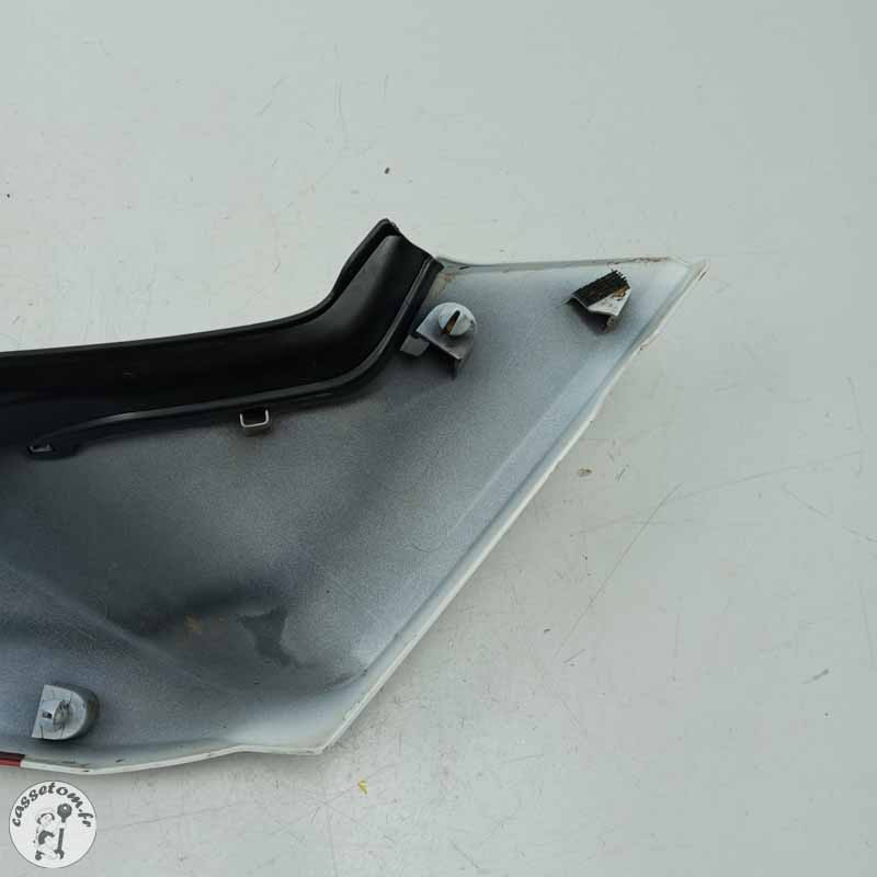 Demi coque arrière droite  Honda 1100 crf africa twin 2022 - Cassetom - Nos pieces motos