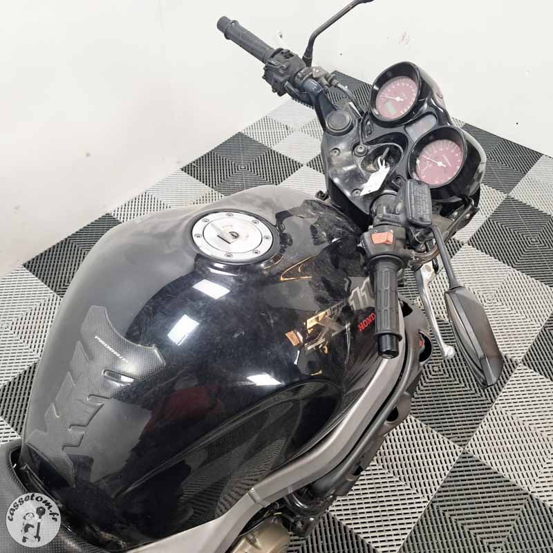 Honda X-Eleven 2001 accidentée - La Casse de l'Oncle Tom