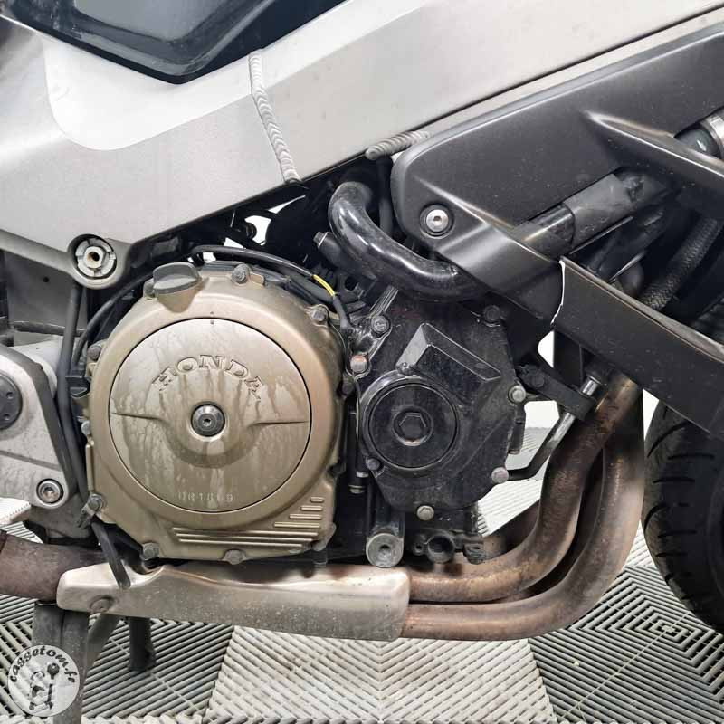 Honda X-Eleven 2001 accidentée - La Casse de l'Oncle Tom