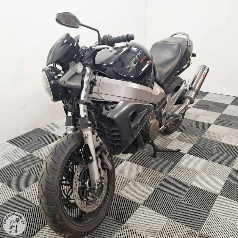 Honda X-Eleven 2001 accidentée - La Casse de l'Oncle Tom