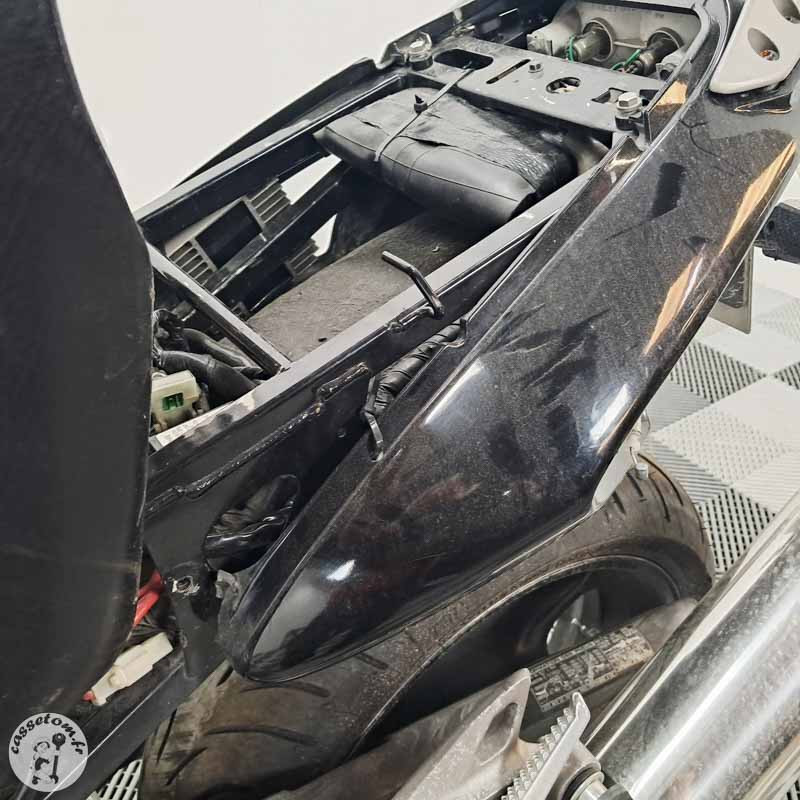 Honda X-Eleven 2001 accidentée - La Casse de l'Oncle Tom