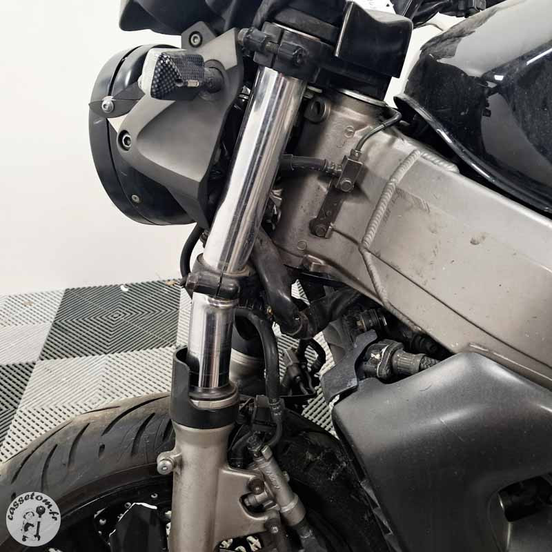 Honda X-Eleven 2001 accidentée - La Casse de l'Oncle Tom