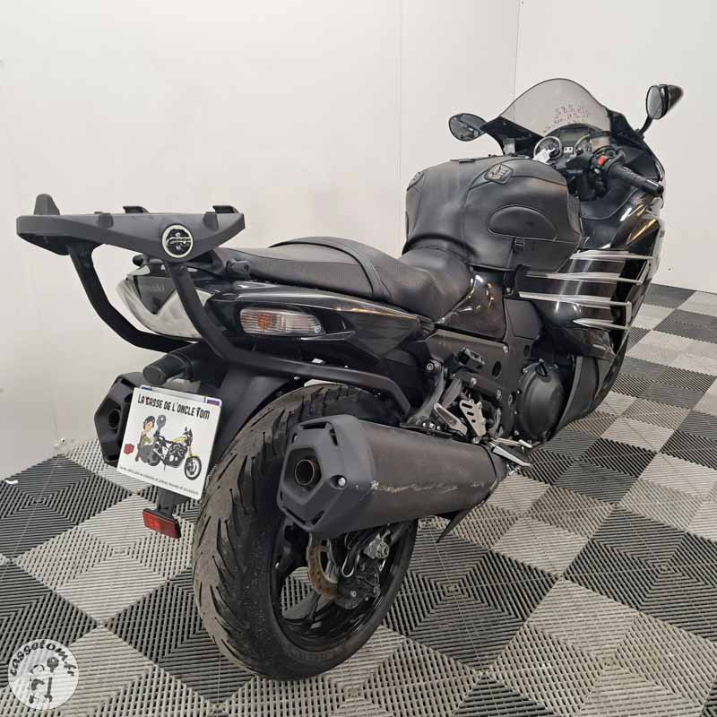 Kawasaki ZZR1400 2016 accidentée - La Casse de l'Oncle Tom