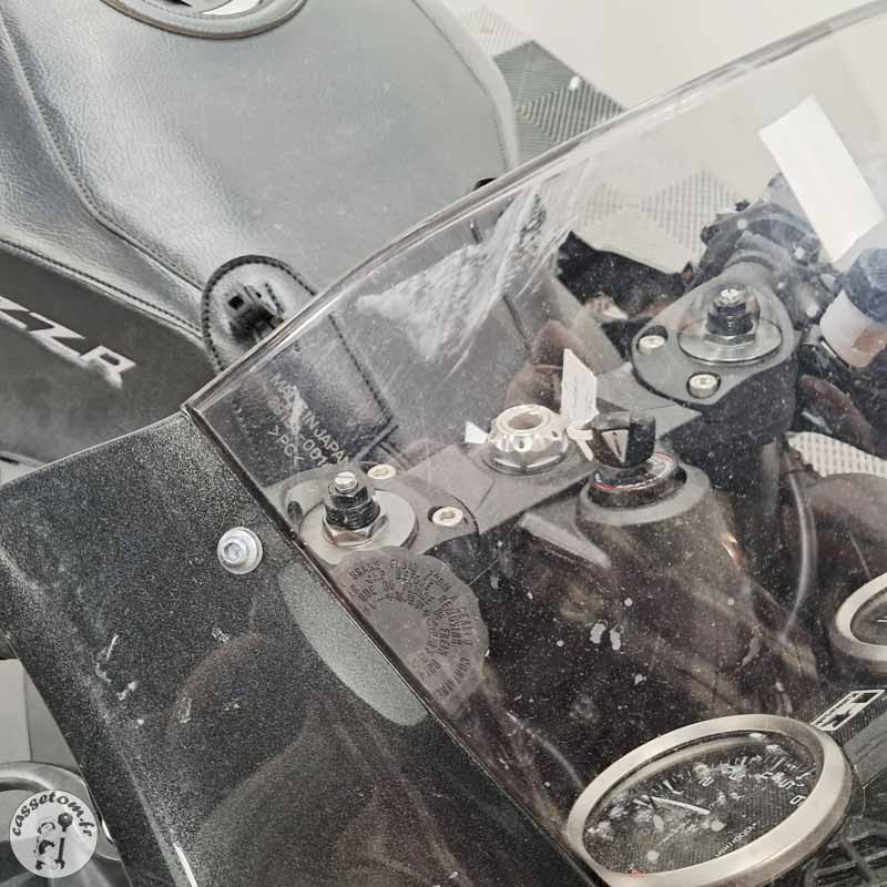 Kawasaki ZZR1400 2016 accidentée - La Casse de l'Oncle Tom