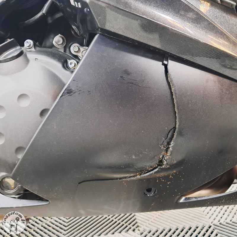 Kawasaki ZZR1400 2016 accidentée - La Casse de l'Oncle Tom