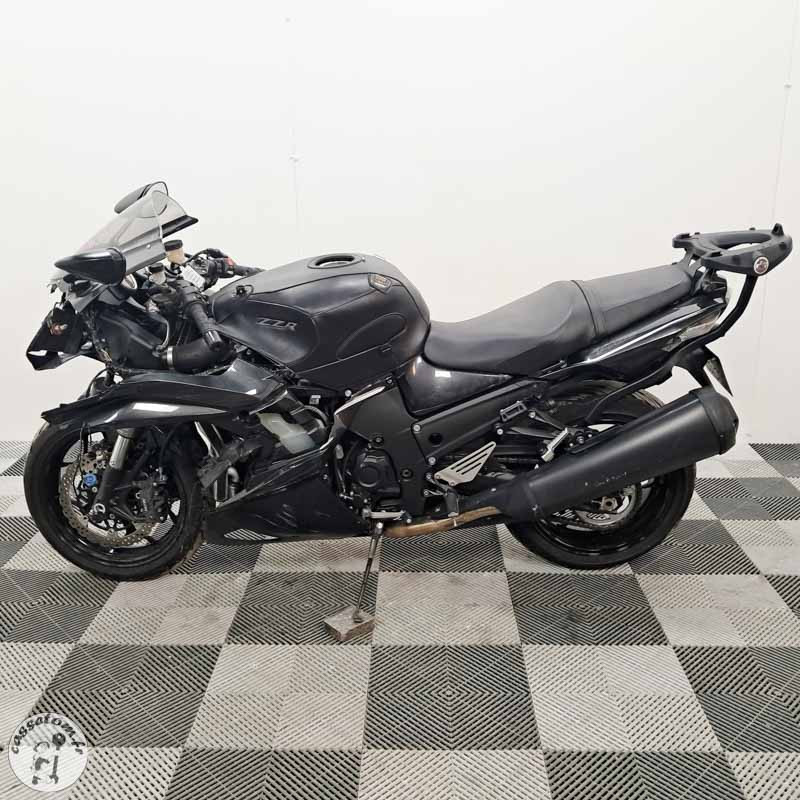 Kawasaki ZZR1400 2016 accidentée - La Casse de l'Oncle Tom