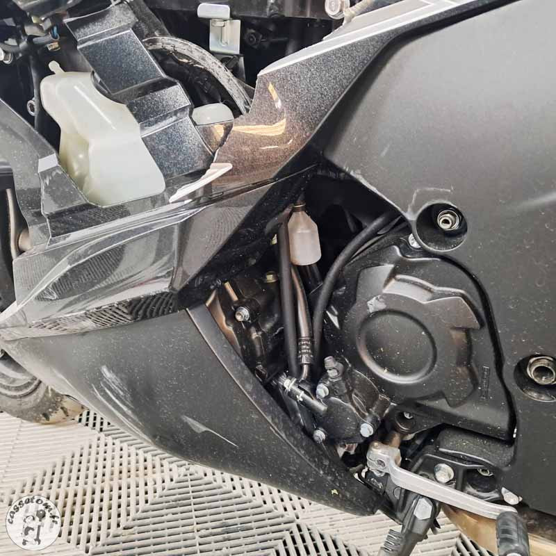 Kawasaki ZZR1400 2016 accidentée - La Casse de l'Oncle Tom