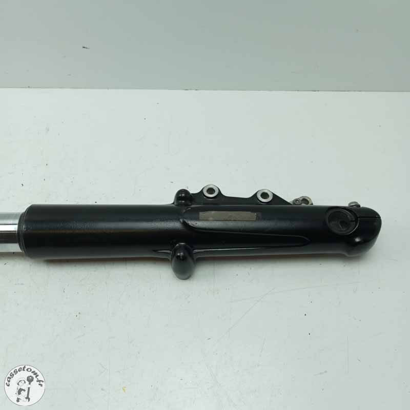 Bras de fourche gauche  Bmw 1800 r18 b 2021 - Cassetom - Nos pieces motos