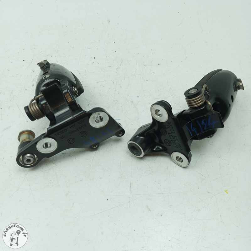 Platines avec reposes pieds avant  Bmw 1800 r18 b 2021 - Cassetom - Nos pieces motos