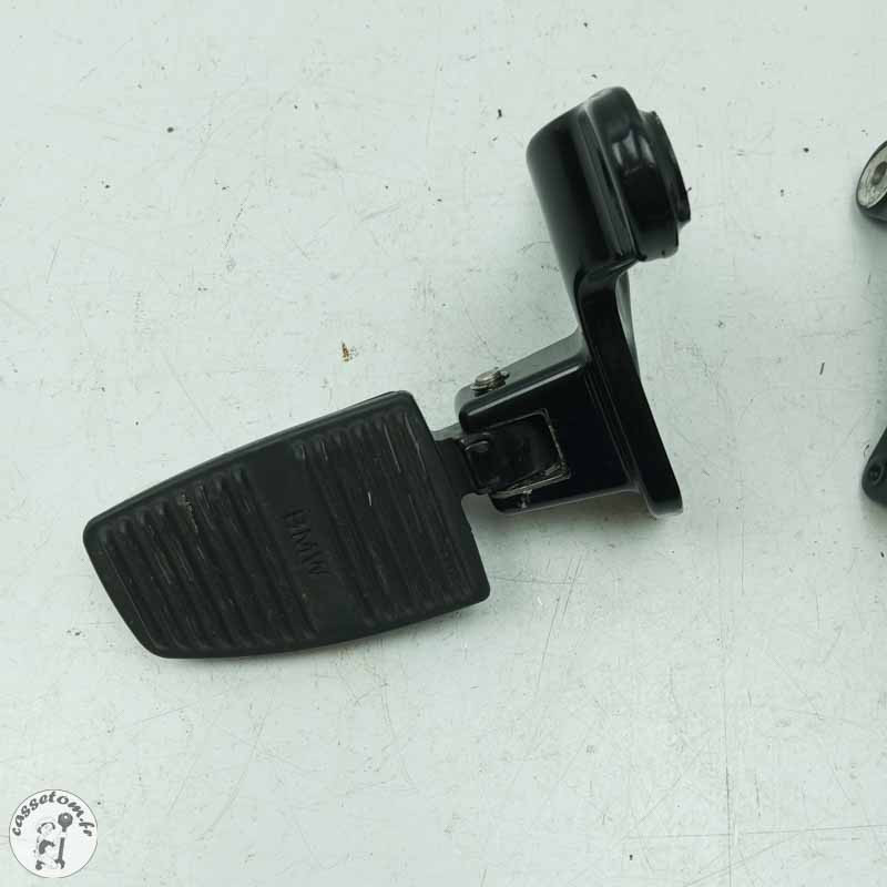 Platines avec reposes pieds arrière  Bmw 1800 r18 b 2021 - Cassetom - Nos pieces motos