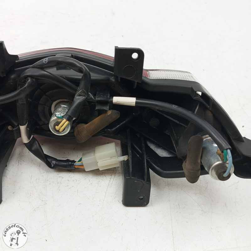 Feu arrière  Peugeot 50 kisbee 2015 - Cassetom - Nos pieces motos