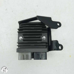 Régulateur de tension  Triumph 765 street triple r 2024 - Cassetom - Nos pieces motos