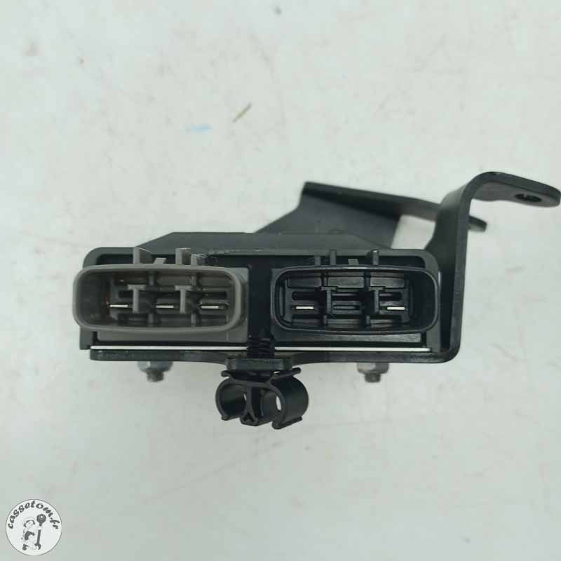 Régulateur de tension  Triumph 765 street triple r 2024 - Cassetom - Nos pieces motos