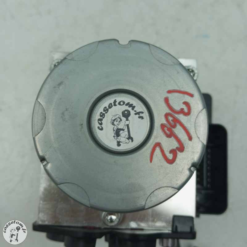 Centrale ABS  Triumph 765 street triple r 2024 - Cassetom - Nos pieces motos