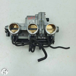 Rampe d'injection  Triumph 765 street triple r 2024 - Cassetom - Nos pieces motos
