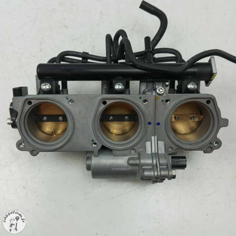 Rampe d'injection  Triumph 765 street triple r 2024 - Cassetom - Nos pieces motos