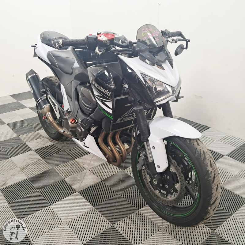 KAWASAKI Z800 806 2015 accidentée - La Casse de l Oncle Tom