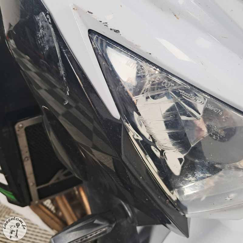 KAWASAKI Z800 806 2015 accidentée - La Casse de l Oncle Tom