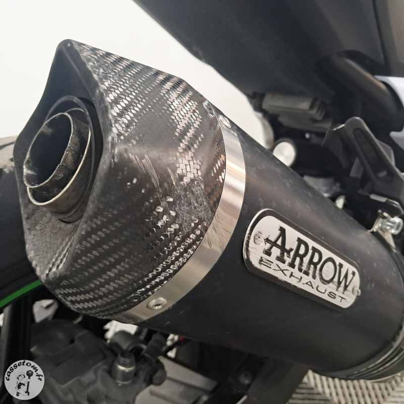 KAWASAKI Z800 806 2015 accidentée - La Casse de l Oncle Tom