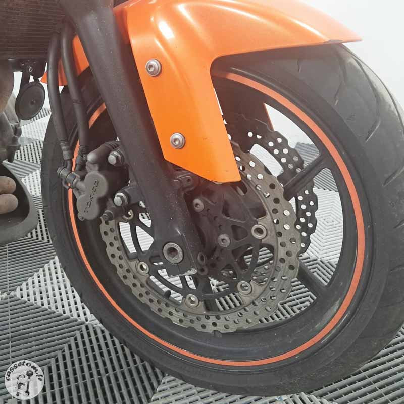 KAWASAKI ER-6N 649 2007 accidentée - La Casse de l Oncle Tom