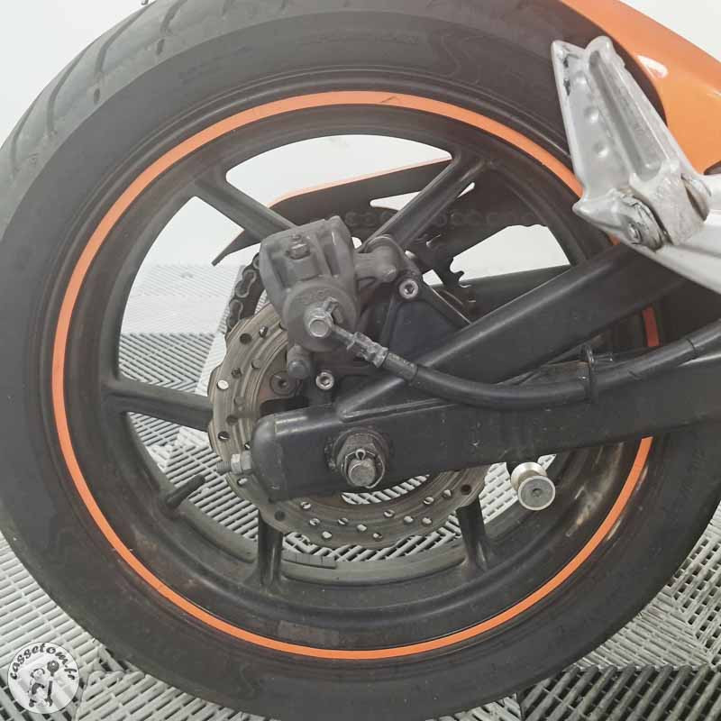 KAWASAKI ER-6N 649 2007 accidentée - La Casse de l Oncle Tom