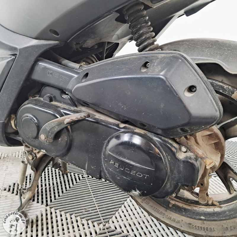 PEUGEOT KISBEE 50 490 2015 accidenté - La Casse de l Oncle Tom