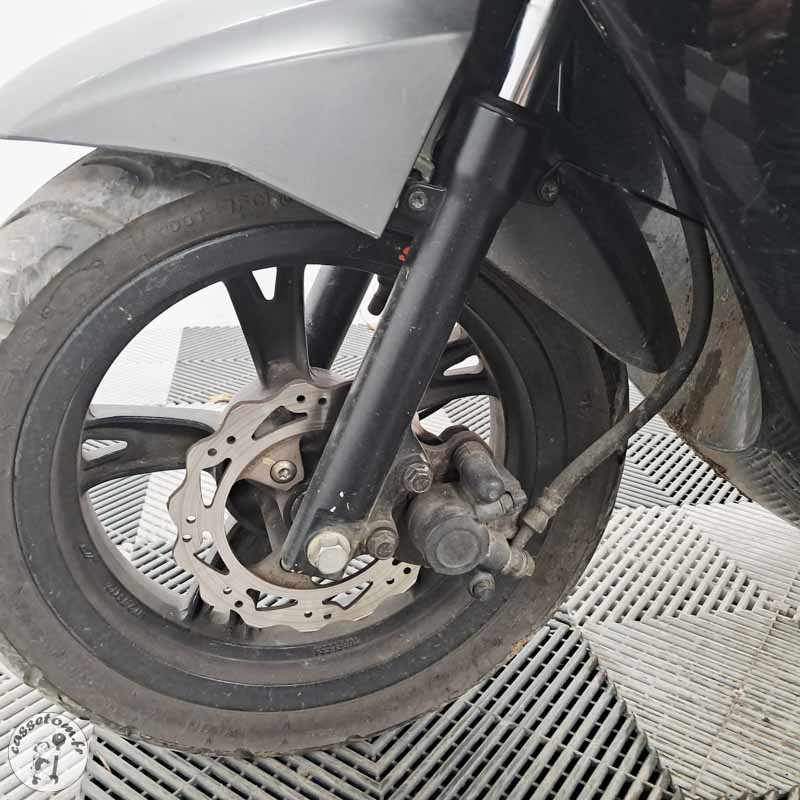 PEUGEOT KISBEE 50 490 2015 accidenté - La Casse de l Oncle Tom