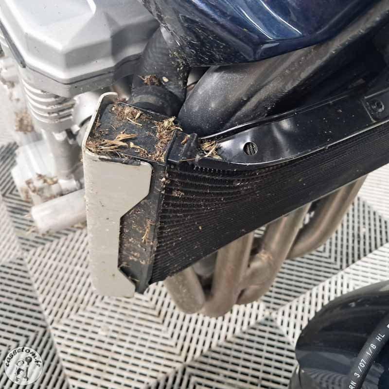 SUZUKI GSF650 656 2008 accidentée - La Casse de l Oncle Tom