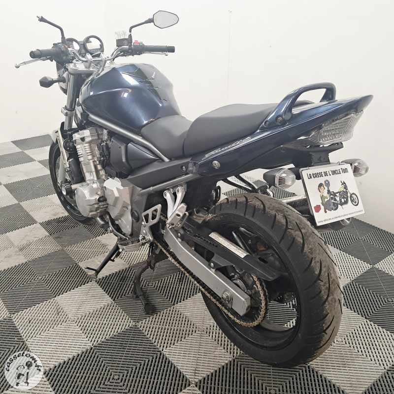 SUZUKI GSF650 656 2008 accidentée - La Casse de l Oncle Tom