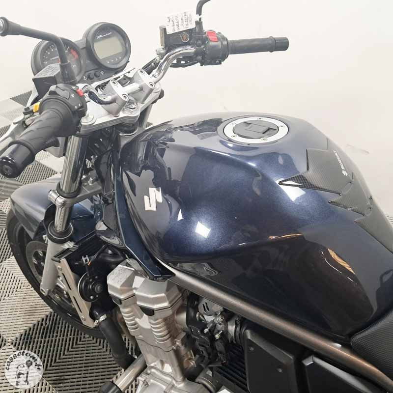 SUZUKI GSF650 656 2008 accidentée - La Casse de l Oncle Tom