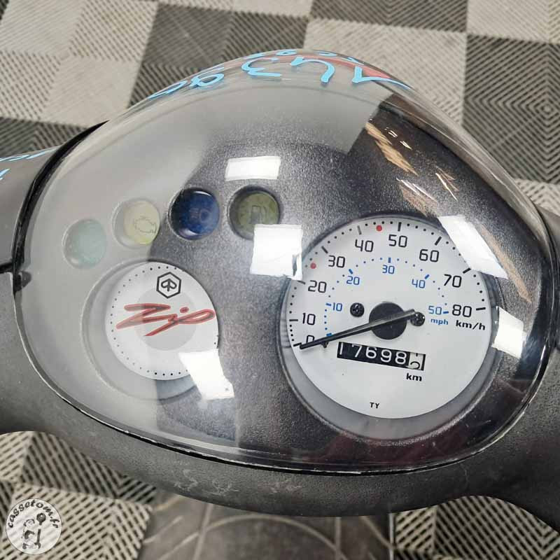 PIAGGIO ZIP 50 490 2022 accidenté - La Casse de l Oncle Tom