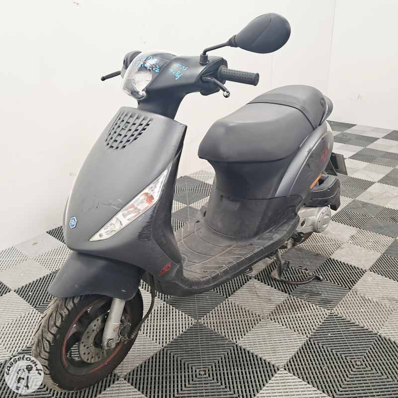 PIAGGIO ZIP 50 490 2022 accidenté - La Casse de l Oncle Tom
