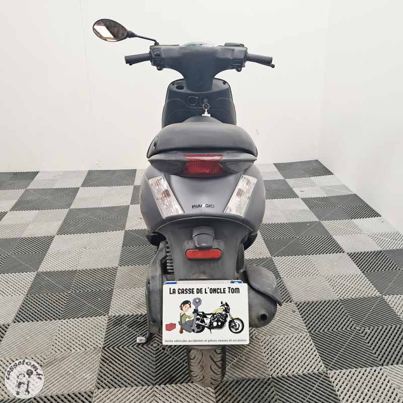 PIAGGIO ZIP 50 490 2022 accidenté - La Casse de l Oncle Tom