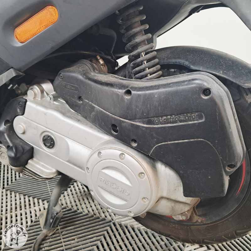 PIAGGIO ZIP 50 490 2022 accidenté - La Casse de l Oncle Tom