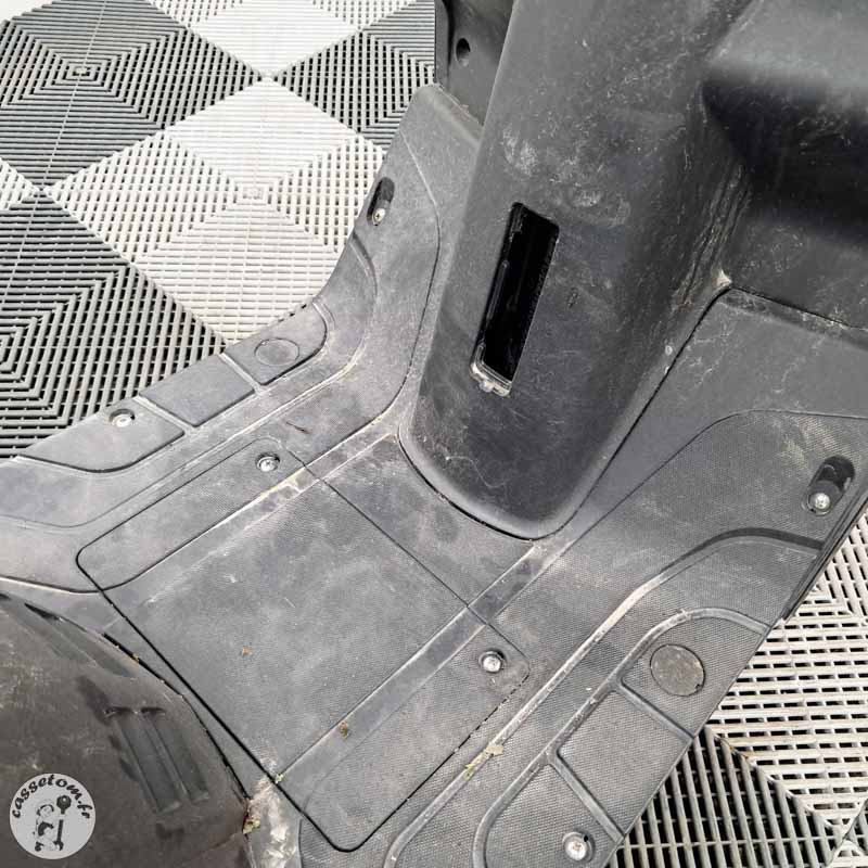 VASTRO I9 2021 accidenté - La Casse de l Oncle Tom